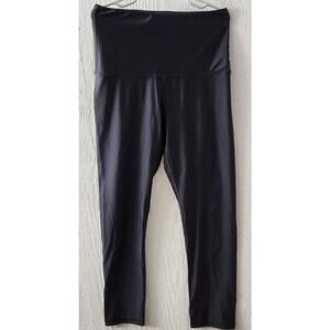 Yoga Democracy Women's size XS Workout Capri Pants